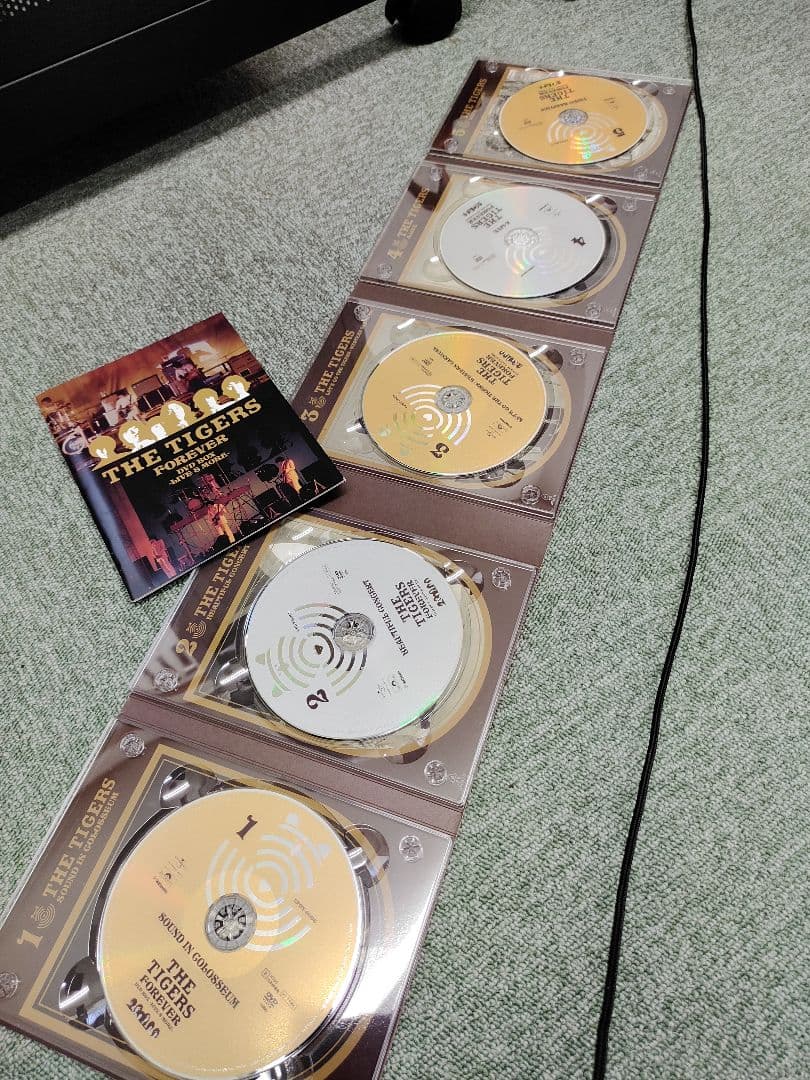 ミュージック THE TIGERS FOREVER DVD BOX -LIVE & MORE-