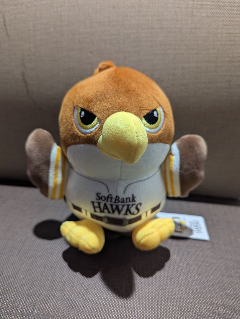 福岡ソフトバンクホークス 非売品 鷹ぬいぐるみ（小） - メルカリ