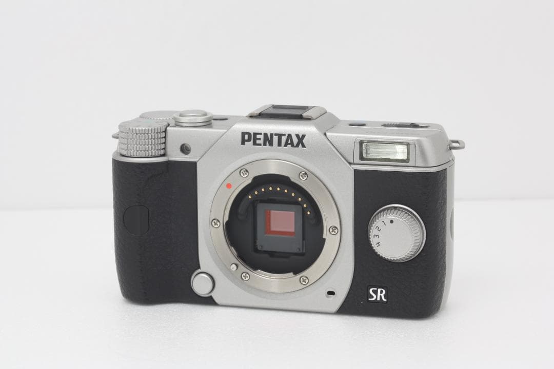 【良品】ペンタックス PENTAX Q10 ボディ シルバー 完動品 #353a ペンタックス PENTAX Q10 ボディ [シルバー] 価格比較 - 価格.com