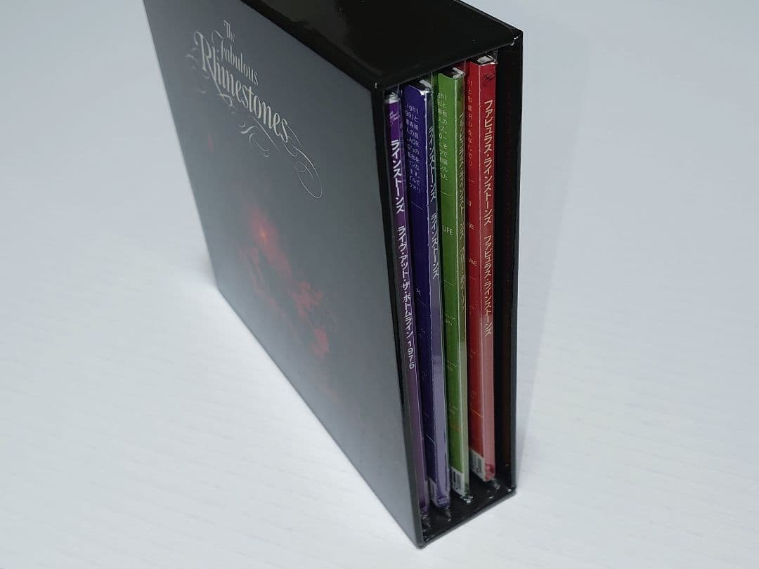 ファビュラス・ラインストーンズ 4タイトル DU特典収納BOX - メルカリ