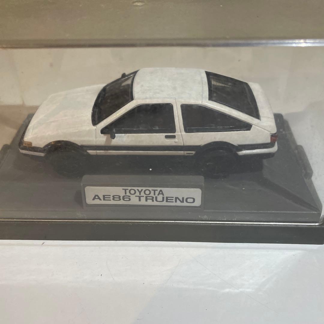 【絶版】トヨタ AE86 トレノ ミニカー　1/18 AUTOart 1/18 トヨタ スプリンター トレノ (AE86) 「頭文字 D」 “プロジ