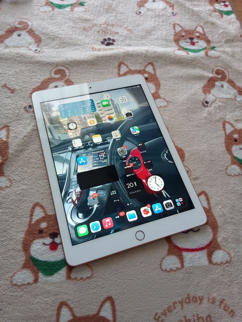 iPad第六世代　美品です！ Amazon.co.jp: 【整備済み品】 Apple iPad (第6世代) Wi-Fi 32GB