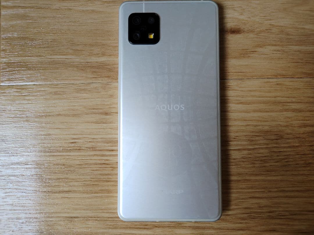 AQUOS sense6（SH-M19）シルバー 【本体のみ】 シャープ AQUOS sense6 SH-M19 128GB SIMフリー [シルバー] 価格比較