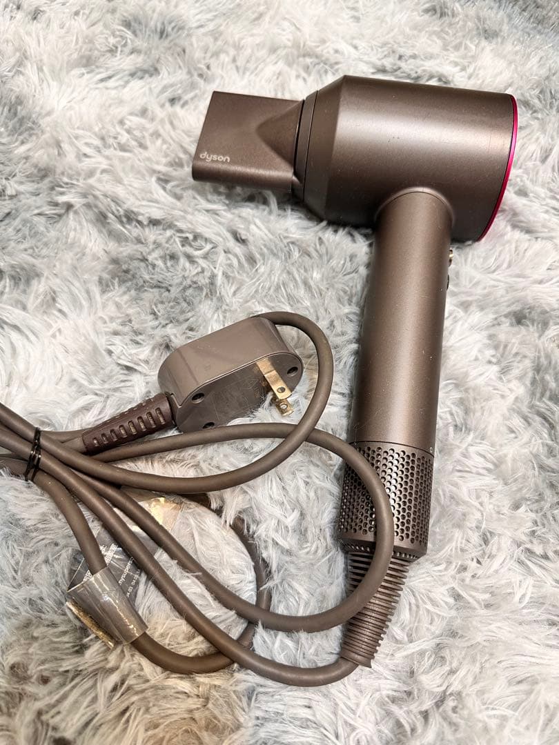 Dyson Supersonic ヘアドライヤー グレー/ピンク - メルカリ