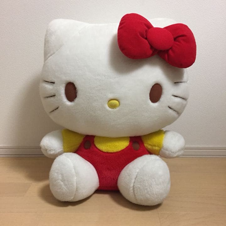ハローキティ ぬいぐるみ 特大 キティ kitty レトロ - メルカリ