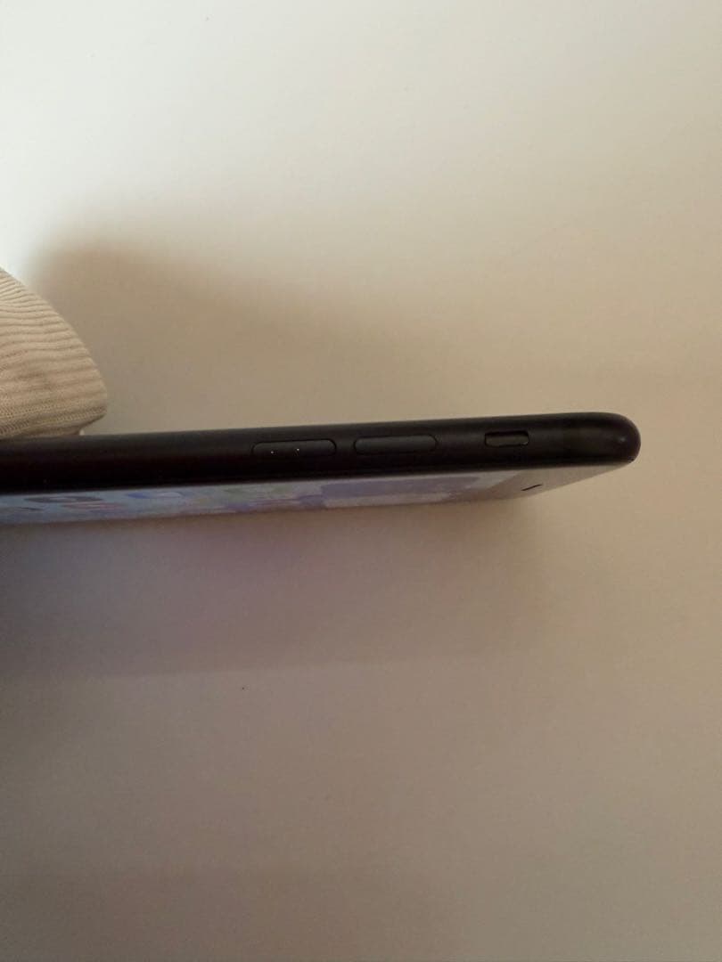 《美品》iPhone SE 第2世代 64GB ブラック