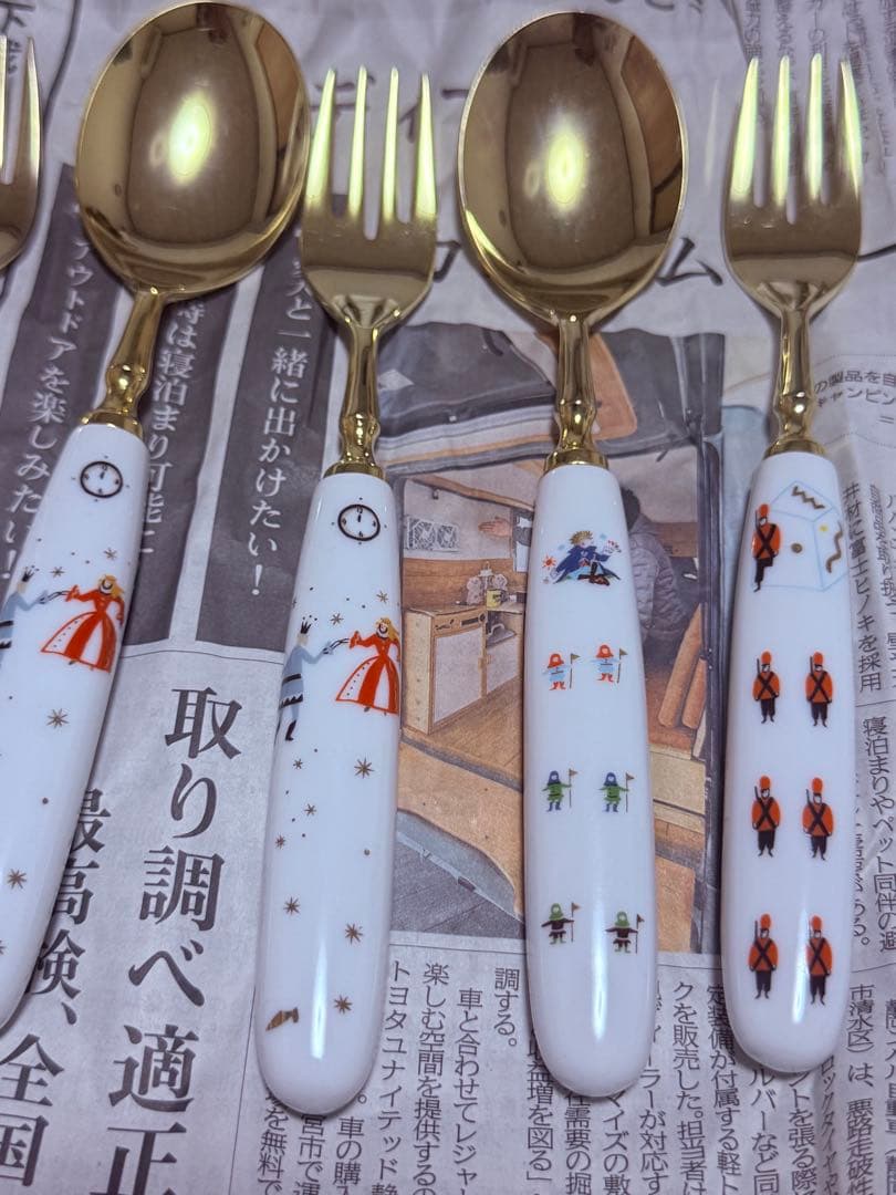 フェリシモの絵本の会フォークとスプーンのセット - メルカリ