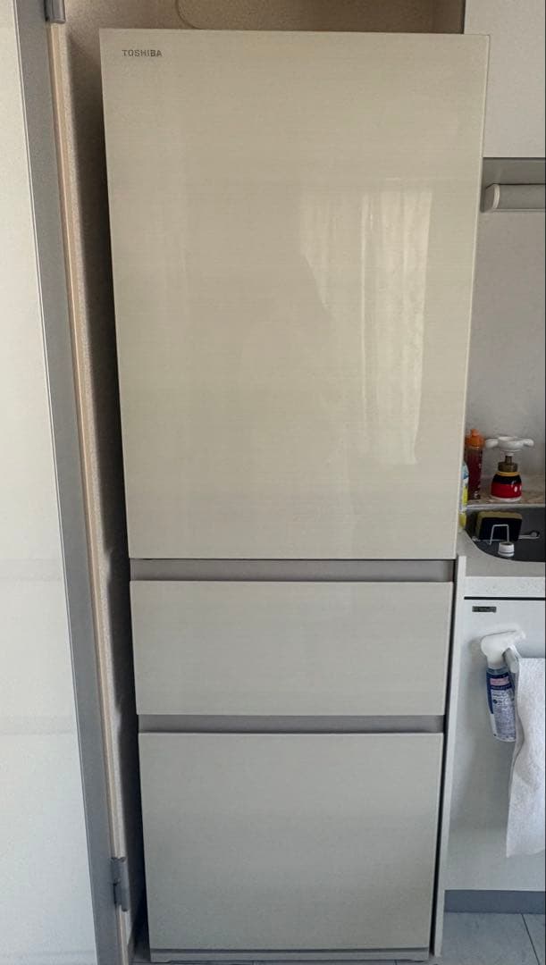 ニコニコ_2024年製_東芝冷蔵庫 643L 6ドア冷蔵庫（フロストホワイト） | 東芝 | GR-A640XFS(TW