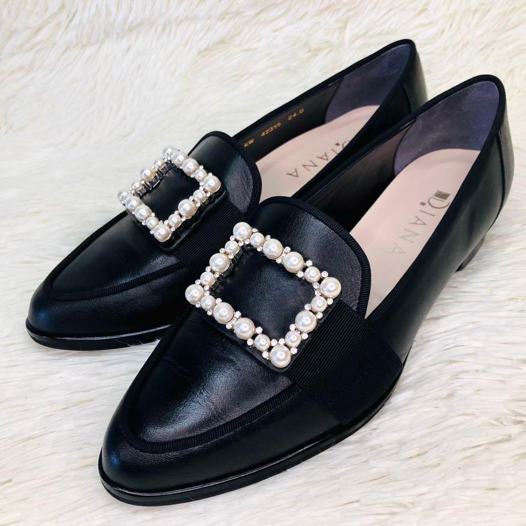 【未使用級】DIANA24㌢スクエアバックルパールジビュー　ポインテッドシボ革 プラスダイアナ ＋diana 【軽量】パールバックルスリッポン （白人工