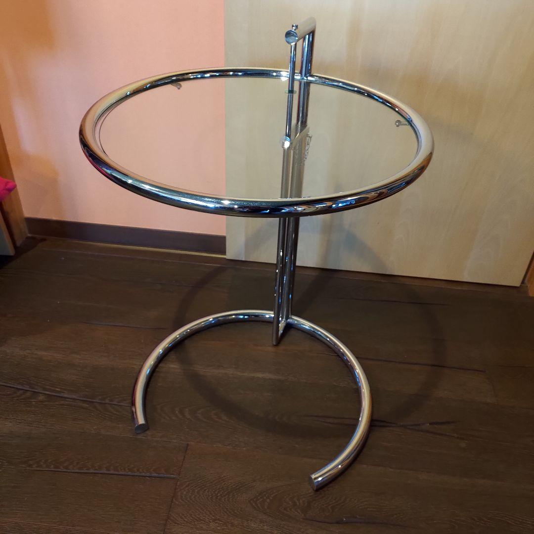 大塚家具 アイリーン・グレイ ル・コルビュジエ テーブル アイリーン・グレイ E.1027サイドテーブル | アイリーン・グレイの家具