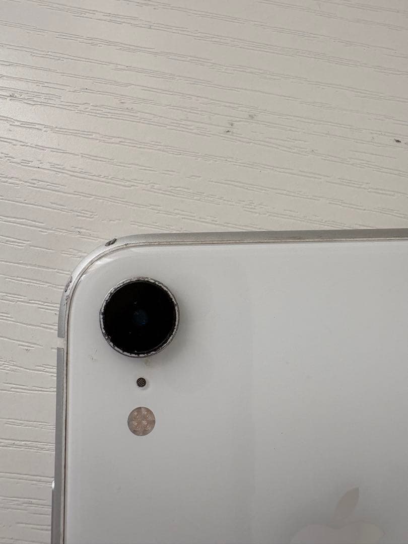 iPhone XR ホワイト 128GB - メルカリ