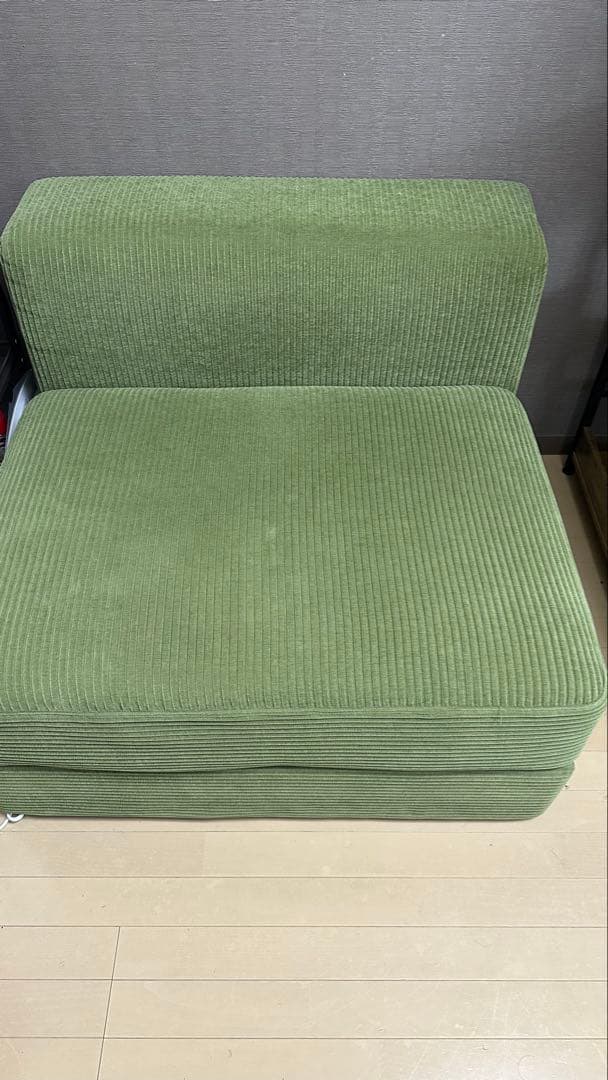 値下げ交渉可能 JÄTTEBO 1.5人掛けソファサムサラダークイエロー