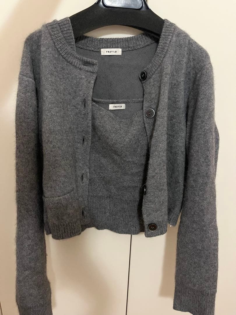 FRAY I.D フレイアイディー ラクーンニットセットアップ - メルカリ