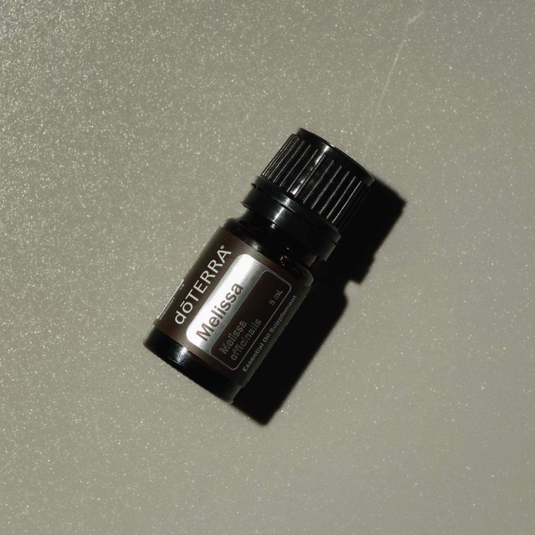 doTERRA Melissa エッセンシャルオイル 5ml - メルカリ
