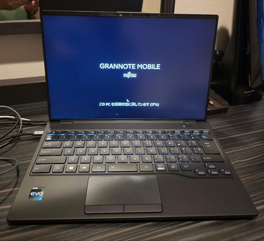 FMV U93H1BZ Corei7 1360p RAM16GB ROM1T - メルカリ