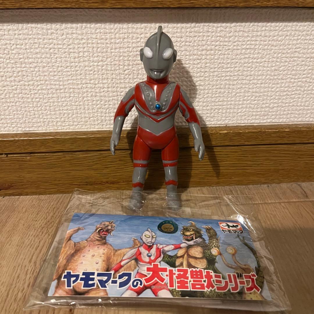 ヤモマーク　ゾフィー　ソフビ　フィギュア これ好きやったなぁ✨✨ GID Zoffy #kick_han_ultraman