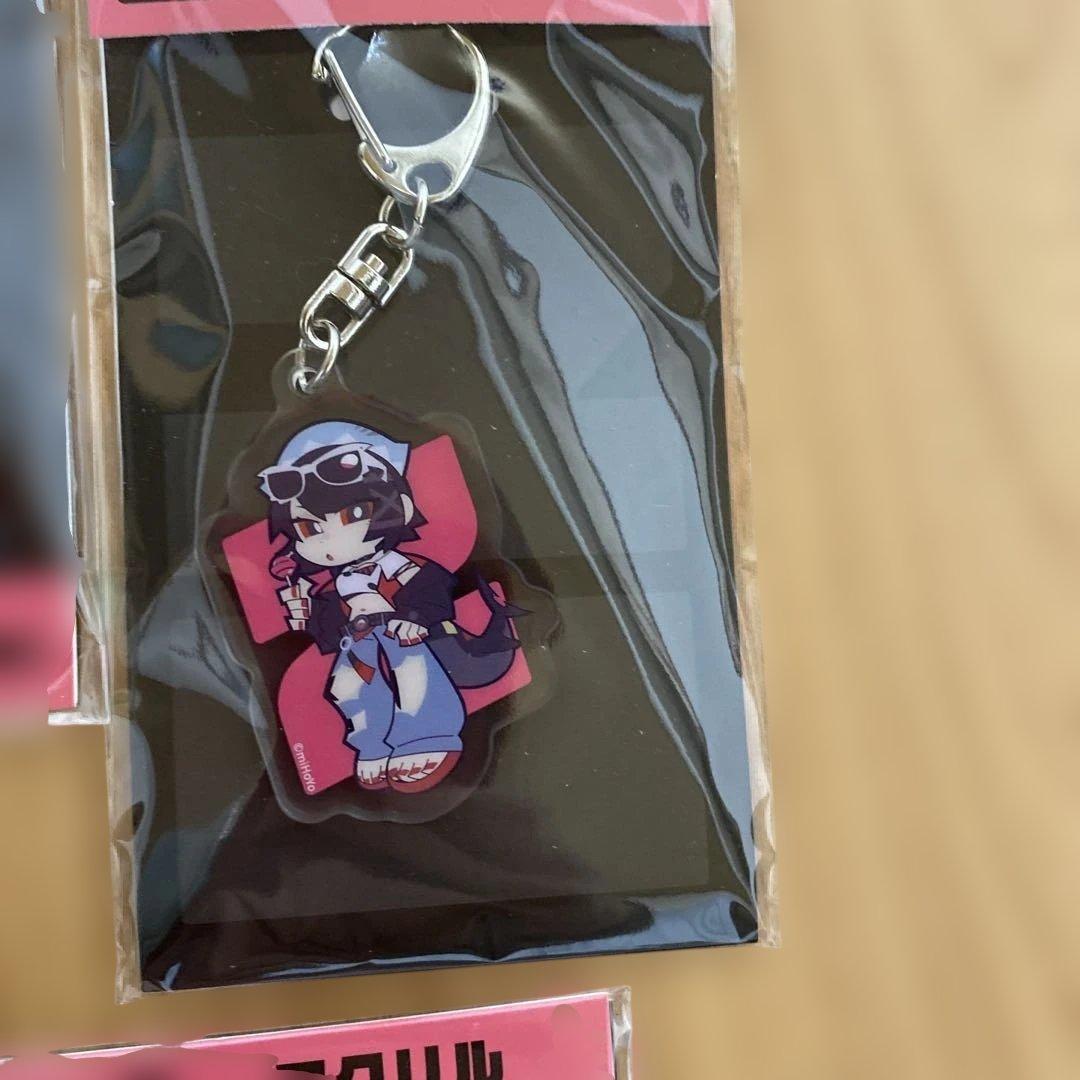 4点 エレン ジョー ファミマ限定 ゼンゼロ アクスタアクキー缶バッジ