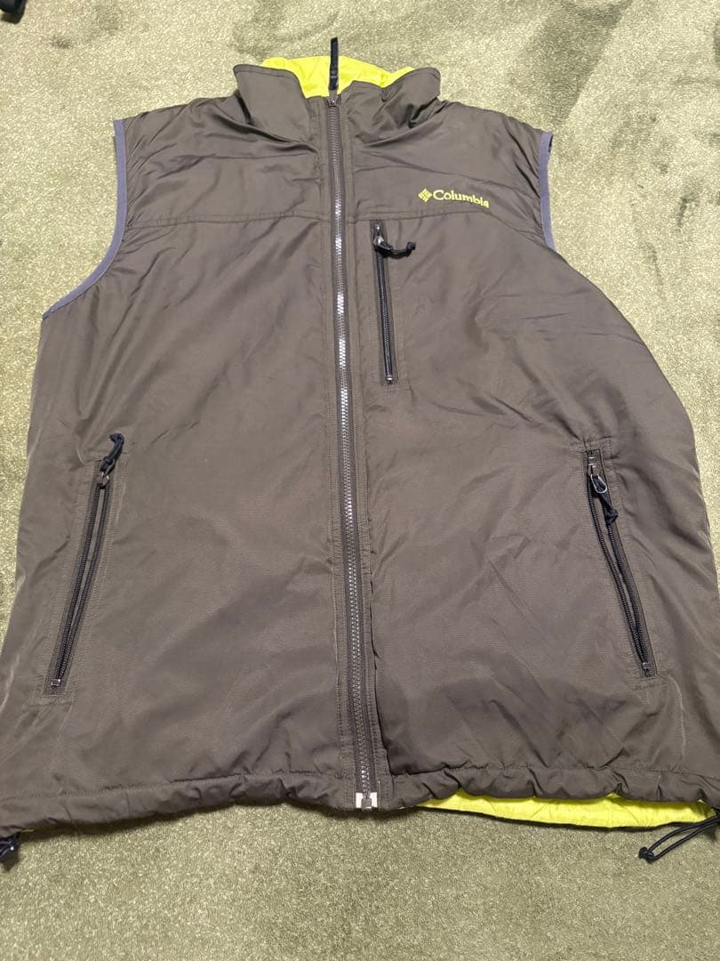 Columbia プリマロフト リバーシブル 中綿 ベスト カーキ 黄緑 XL