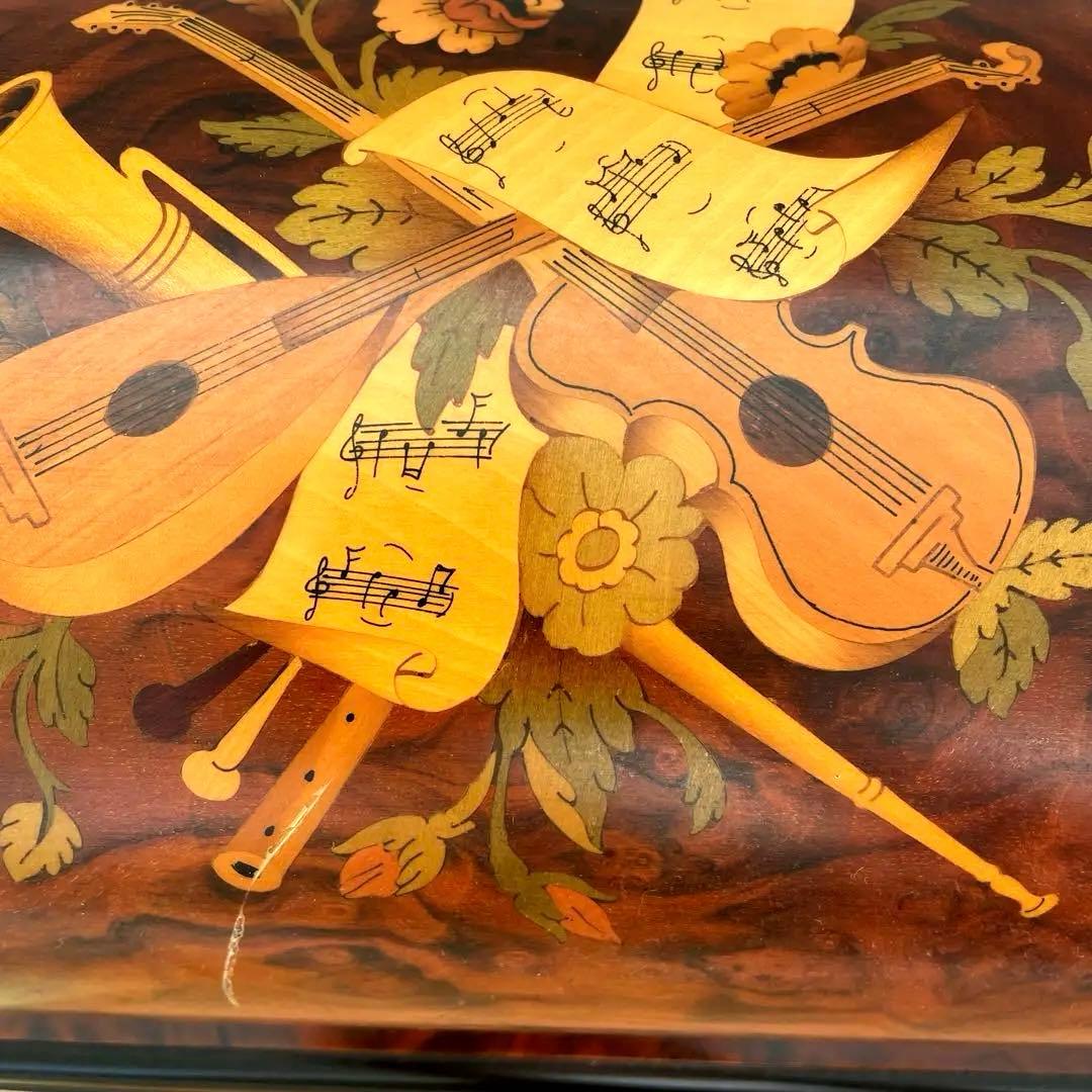 ディスク22枚付き リュージュオルゴール ドーム型クルミ象嵌箱ディスク