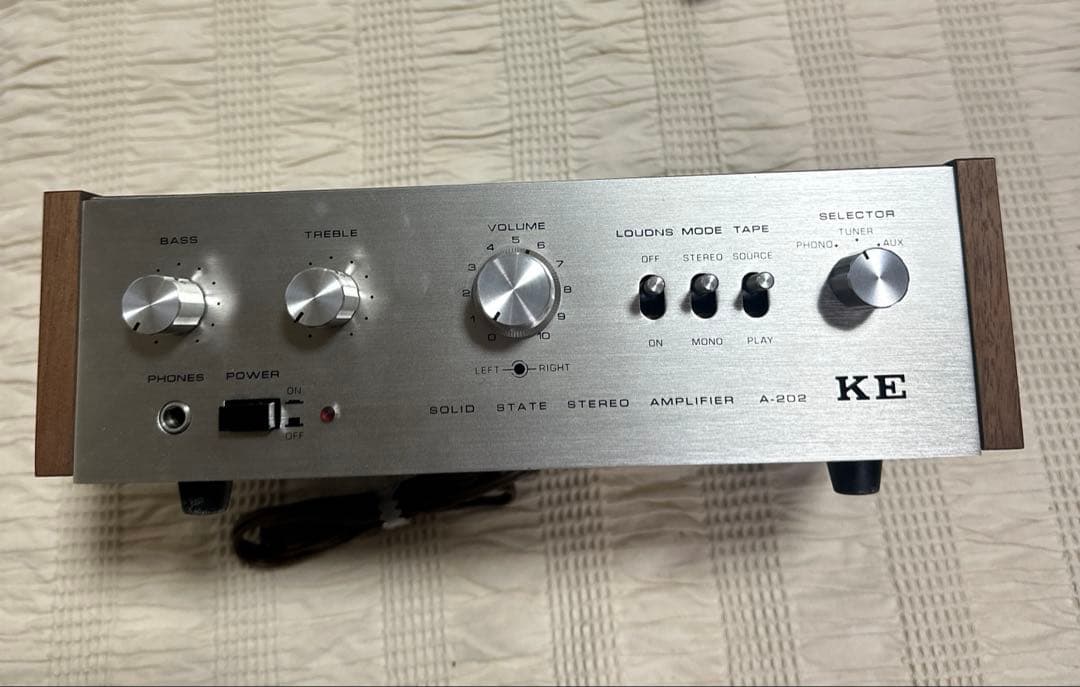 KE A-202 SOLID STATE ステレオアンプ KE A-202 SOLID STATE ステレオ