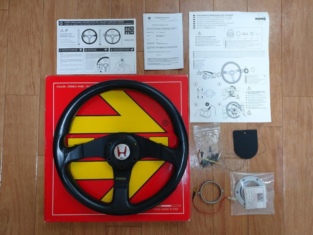 [美品] MOMO T-13 TUNER 320mm チューナー TUNER ブラック 320mm（T-13)