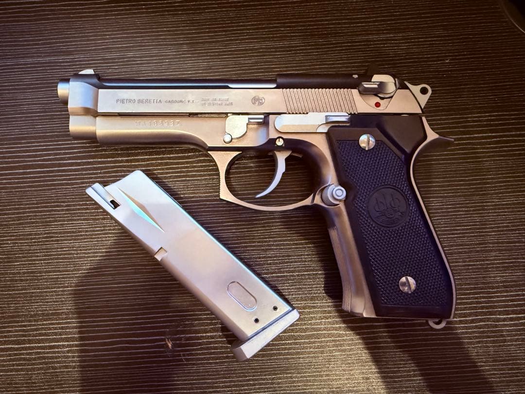 WA ベレッタM92F INOX 中古品 売り切れ【特選中古品】ガスブローバック ウエスタンアームズ ベレッタ