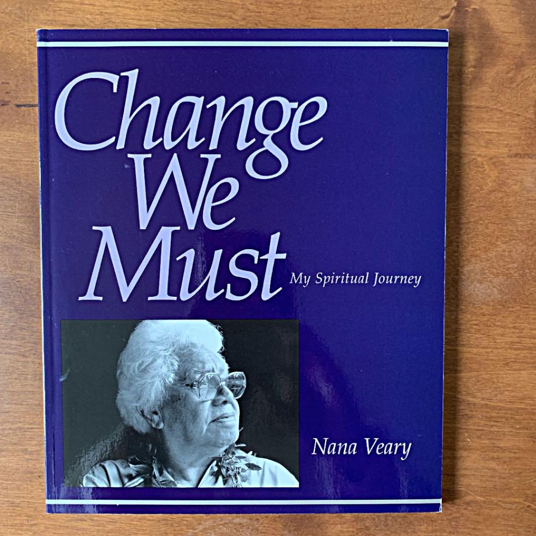 洋書 Nana Veary Change We Must Amazon.co.jp: Change We Must: My Spiritual Journey : 本