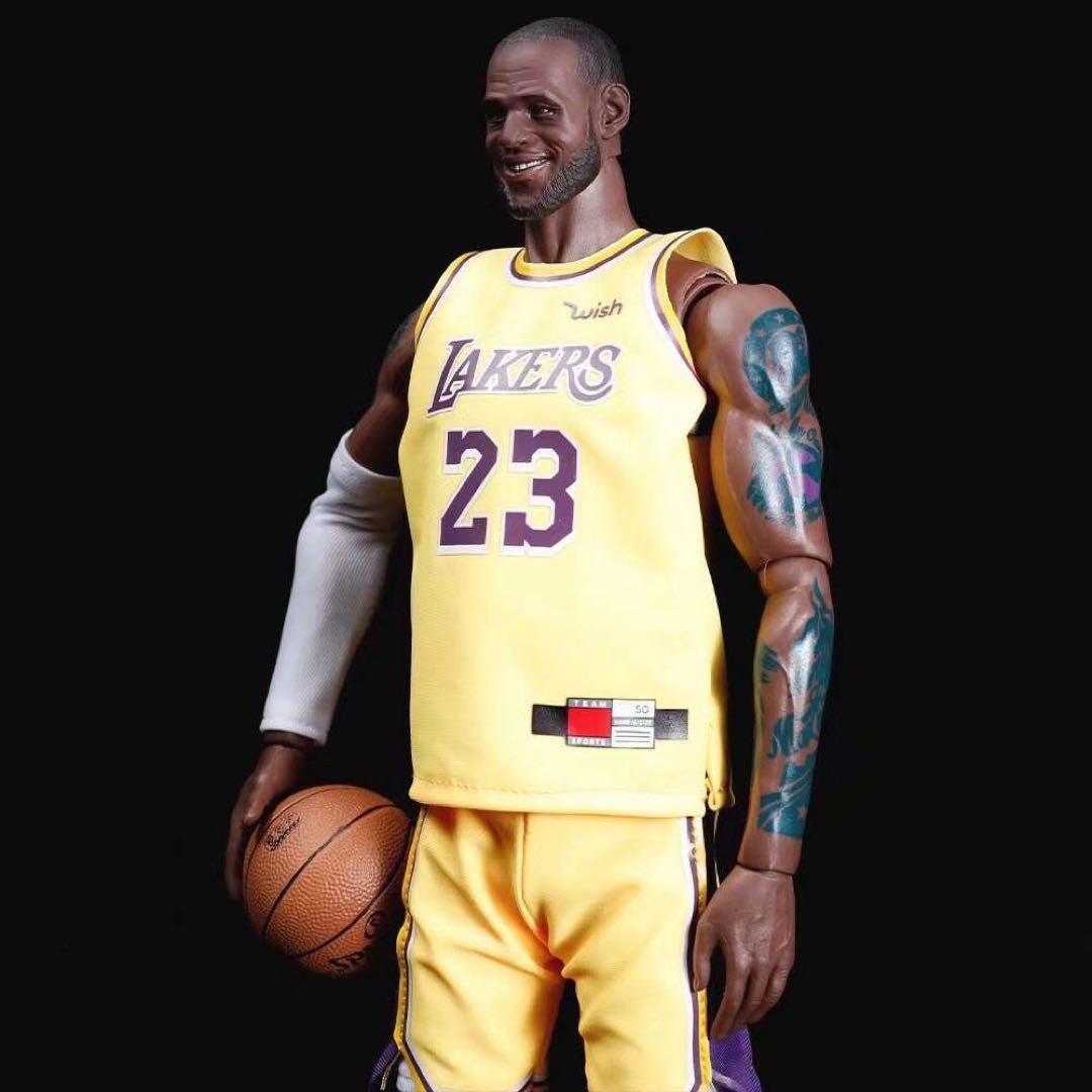 レブロン・ジェームズ 1/6 フィギュア NBA - メルカリ