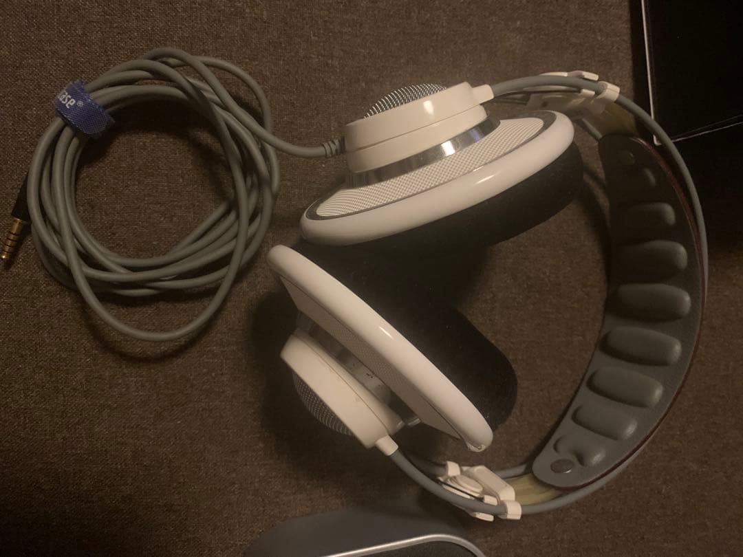 AKG K701 プレミアムクラスヘッドフォン 4.4mm