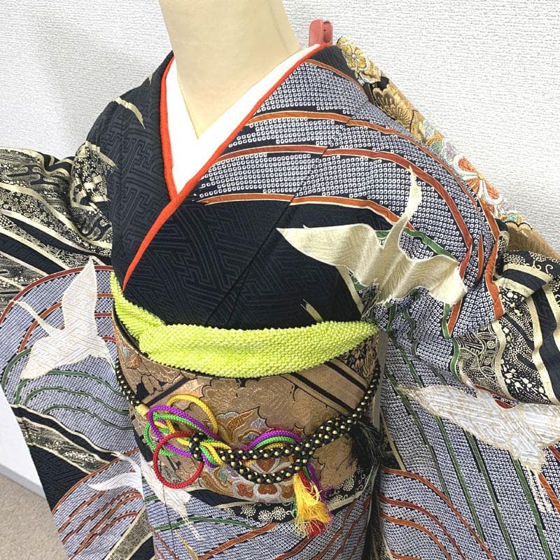 508z12〇古典柄 振袖 金駒刺繍 金彩 地紋 鶴 波〇美品 成人式 結婚式