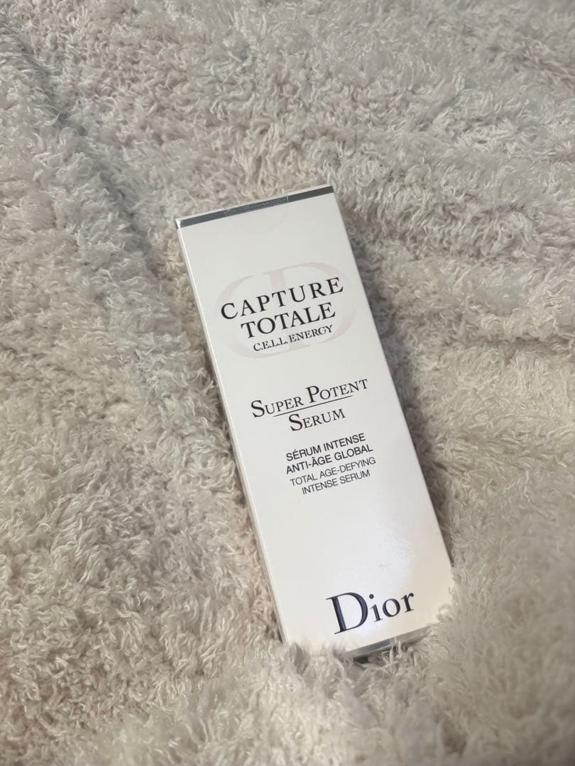 Dior カプチュールトータルSUPER POTENT SERUM 50ml Dior Capture Totale C.e.l.l. Energy Serum - Youthful Glow