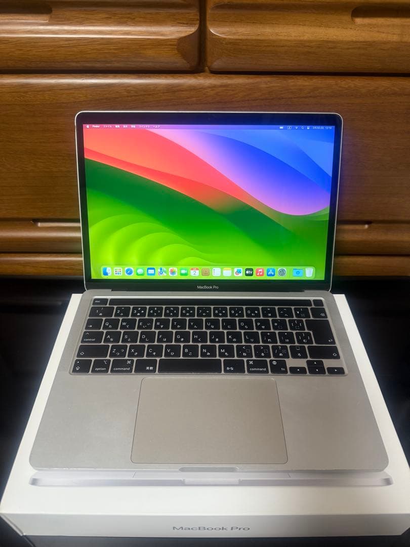 MacBook Pro 13インチ M1 メモリ16GB/SSD256GB Amazon.com: 2020 Apple MacBook Pro with Apple M1 Chip (13-inch