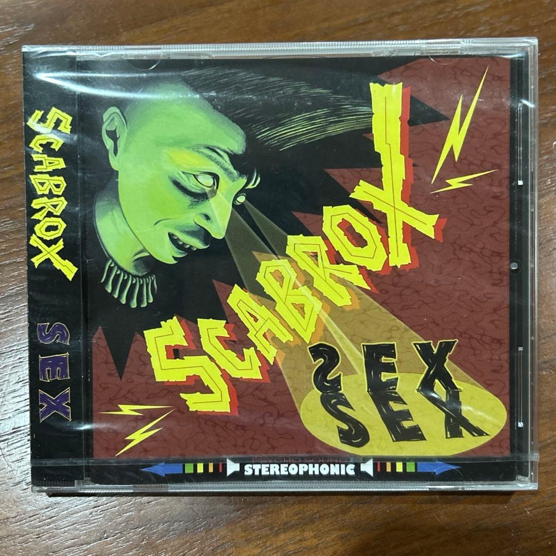 SCABROX スキャブロクス　CD サイコビリー　缶バッチ付き！ Amazon.co.jp: SEX: ミュージック