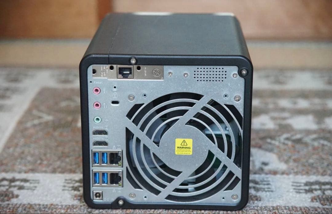 QNAP TS-453Be NAS 2.5GbE(2.5GBase-T)増設済み