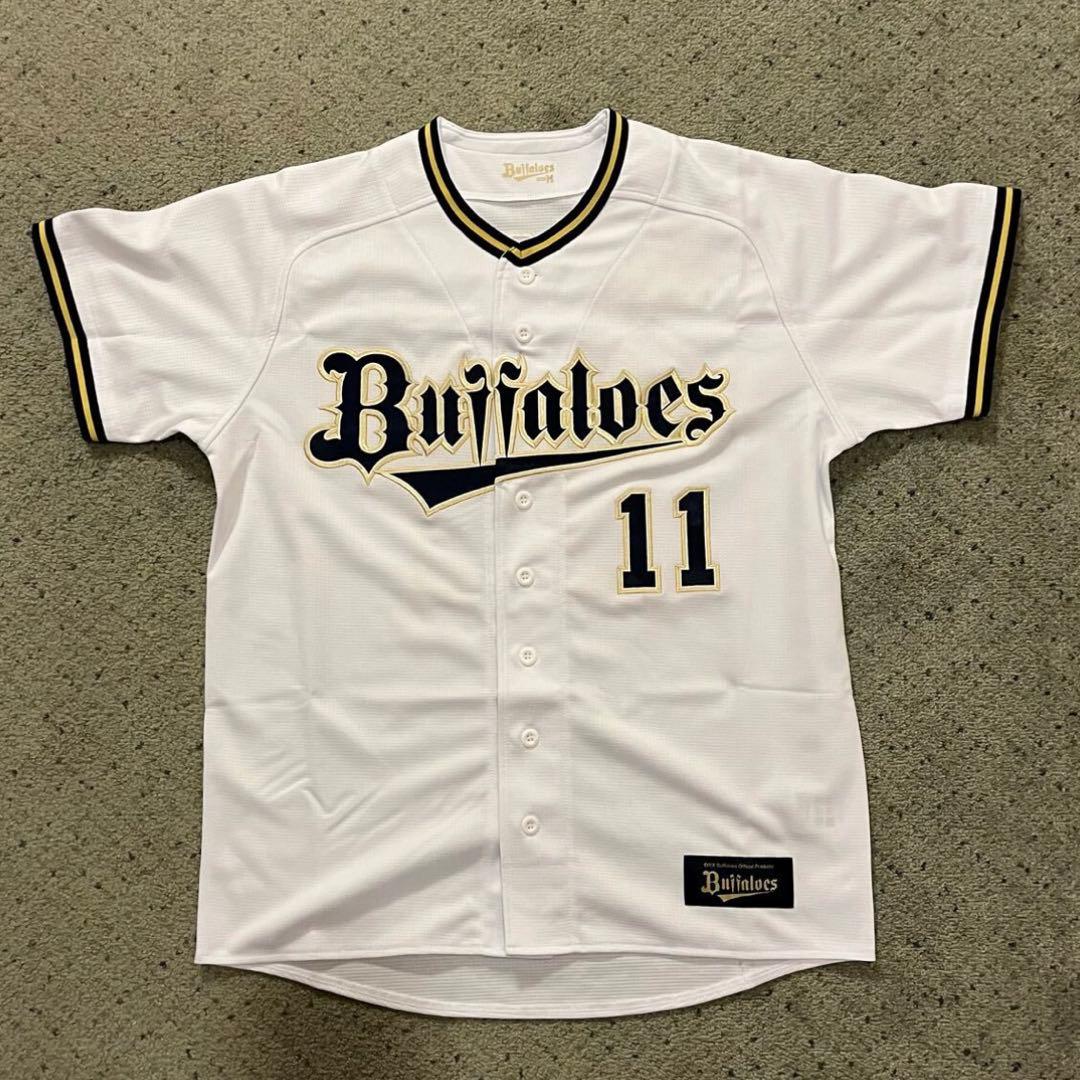 オリックスバッファローズ 山下舜平大 直筆サインユニフォーム - メルカリ