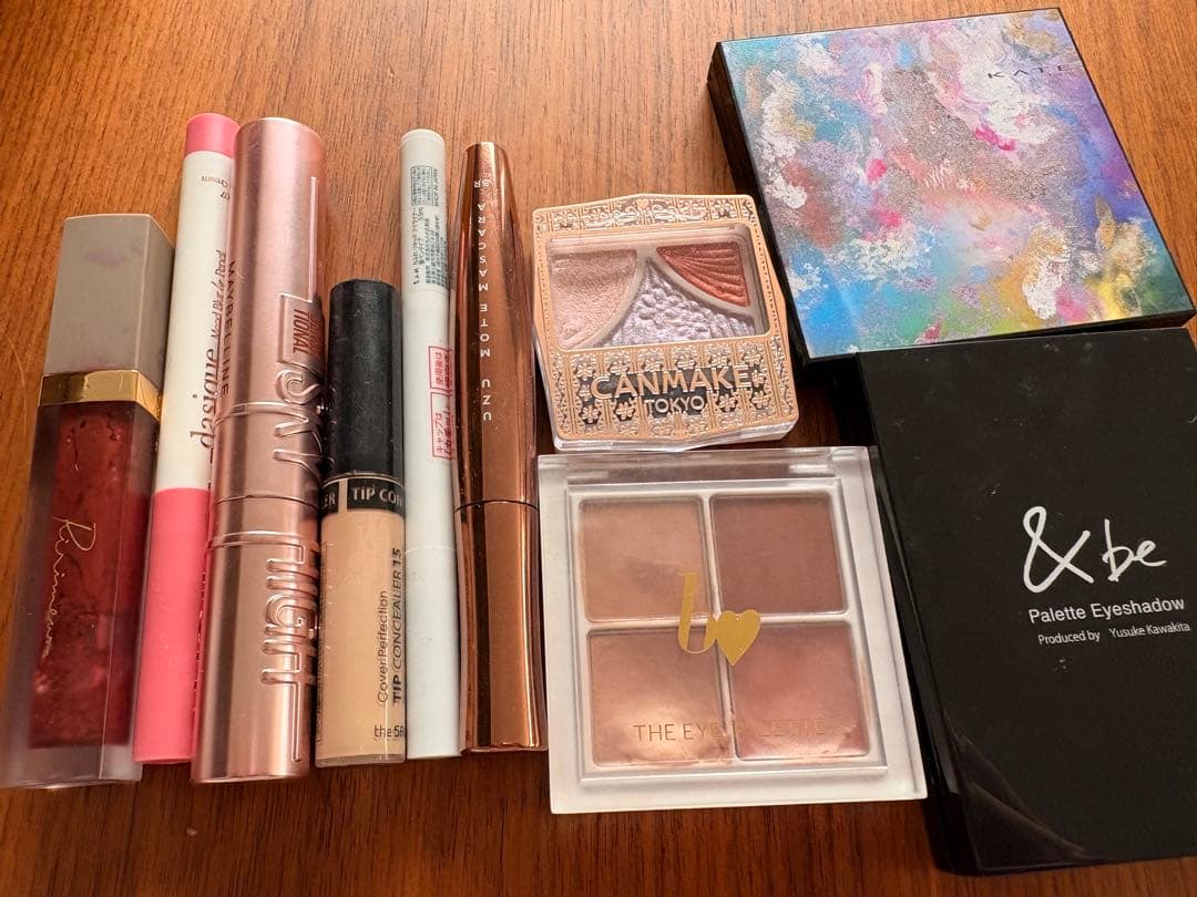 コスメまとめ売り10点】&beアイシャドウRirimew等化粧品セット - メルカリ