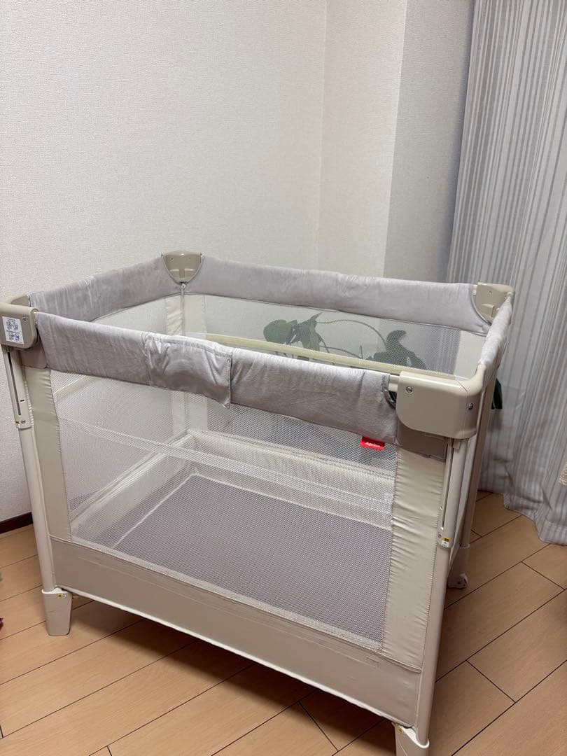 Aprica)アップリカベビーベッド ココネルエアープラス ホワイトベージュ アップリカ ココネル エアープラス AB ホワイトベージュ(BE) ( 1台