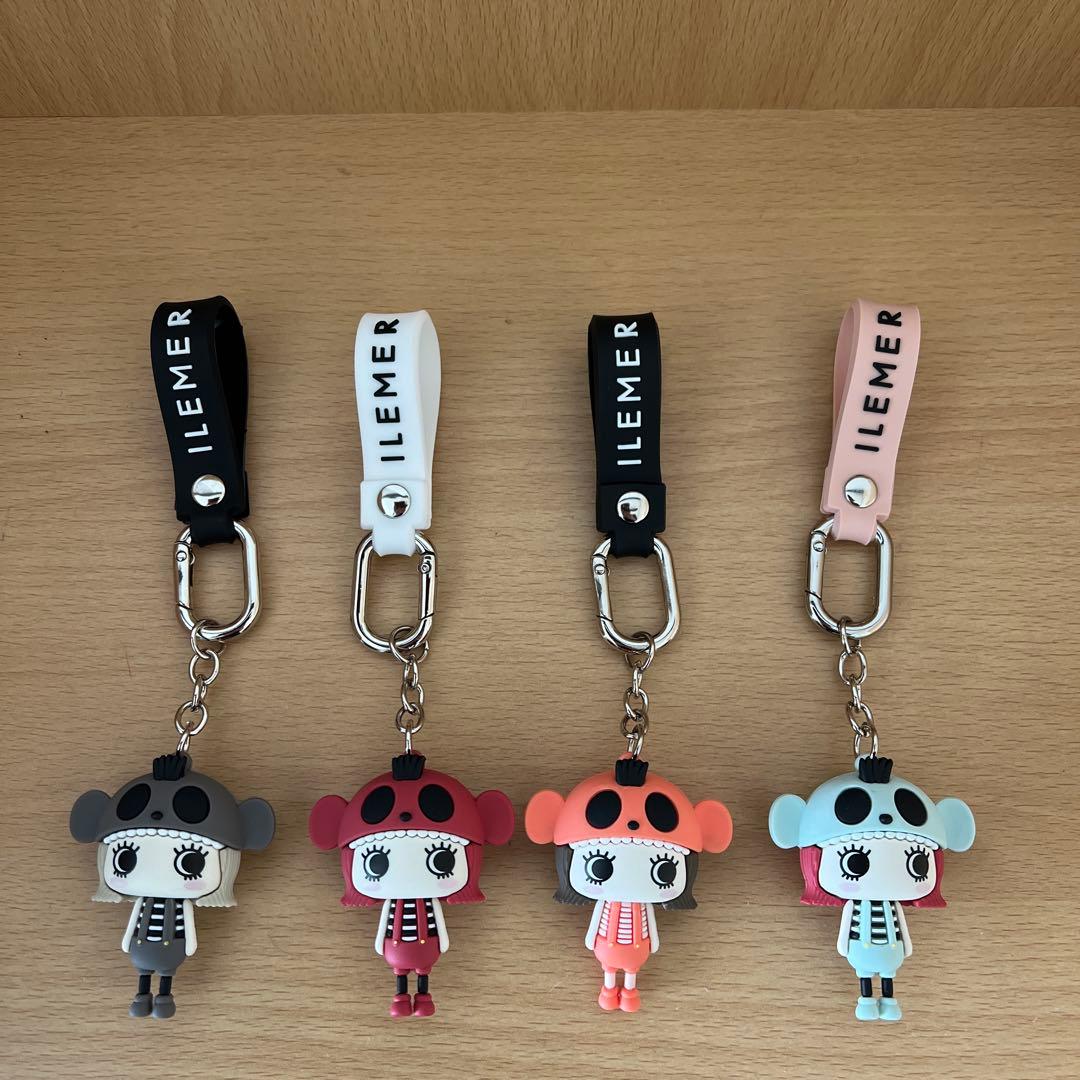 あんスタ 中国 誓約缶バッジ 白スーツ 缶バッジ 逆先 夏目 海外 3周年