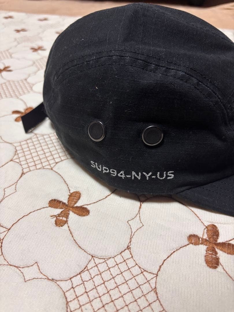 Supreme 黒 キャップ SUP94-NY-US - メルカリ
