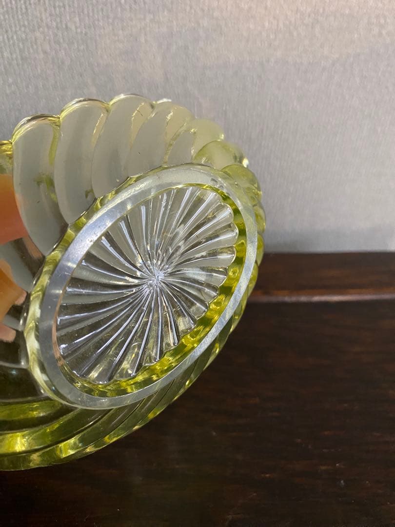 オールドバカラ バカラ ウランガラス 小物入れ バンブー レア 美品