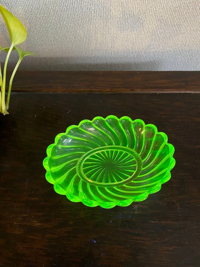 オールドバカラ バカラ ウランガラス 小物入れ バンブー レア 美品