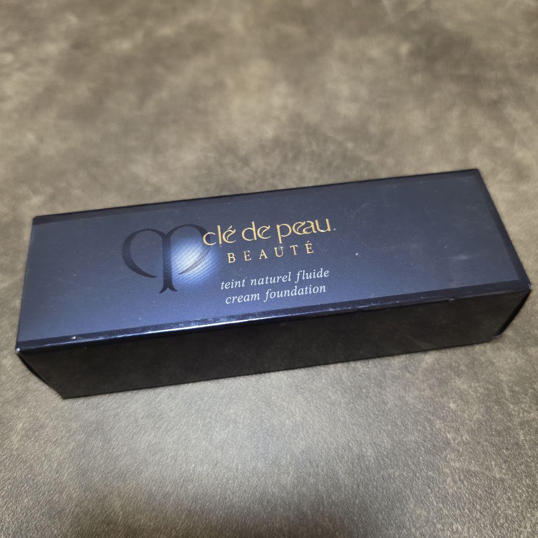 clé de peau タンナチュレールフリュイド オークル20 25g クレ・ド・ポー ボーテ / タンナチュレールフリュイドtの公式商品情報