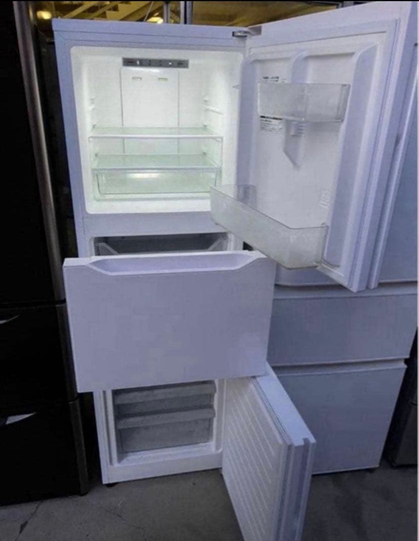 2018年式 199L ツインバード 冷蔵庫 HR-E919 - メルカリ