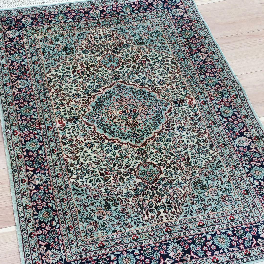 Y3103-2 トルコ製 トルコ絨毯 手織り シルク 91×61㎝ ラグ マット 楽天市場】【直輸入・一点物】トルコ製 バンブーシルク絨毯 58×90cm