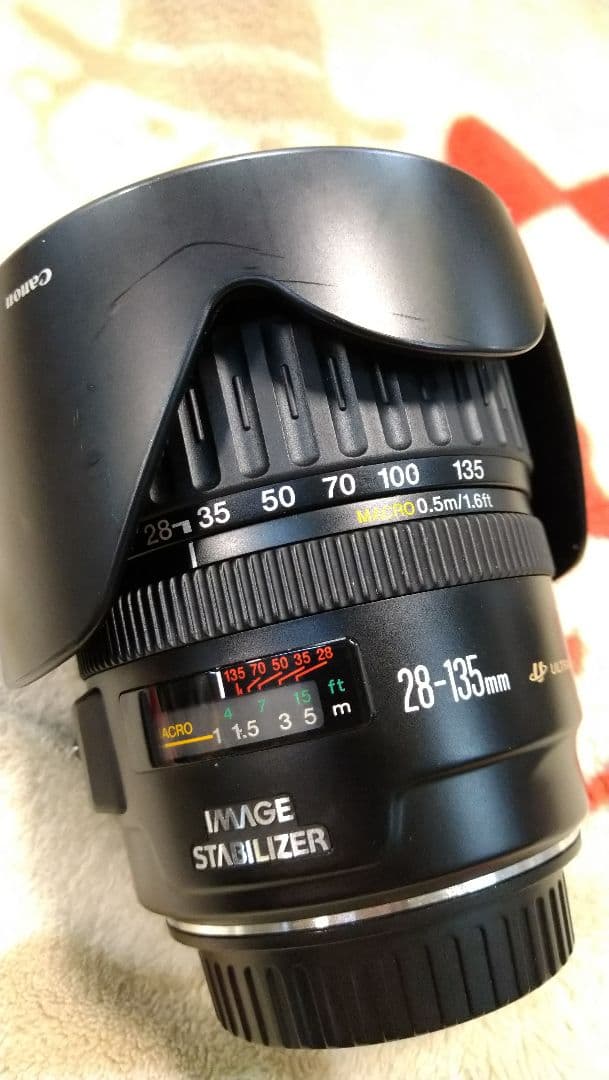 レンズ　 Canon　EF 28-135mm F3.5-5.6 IS USM