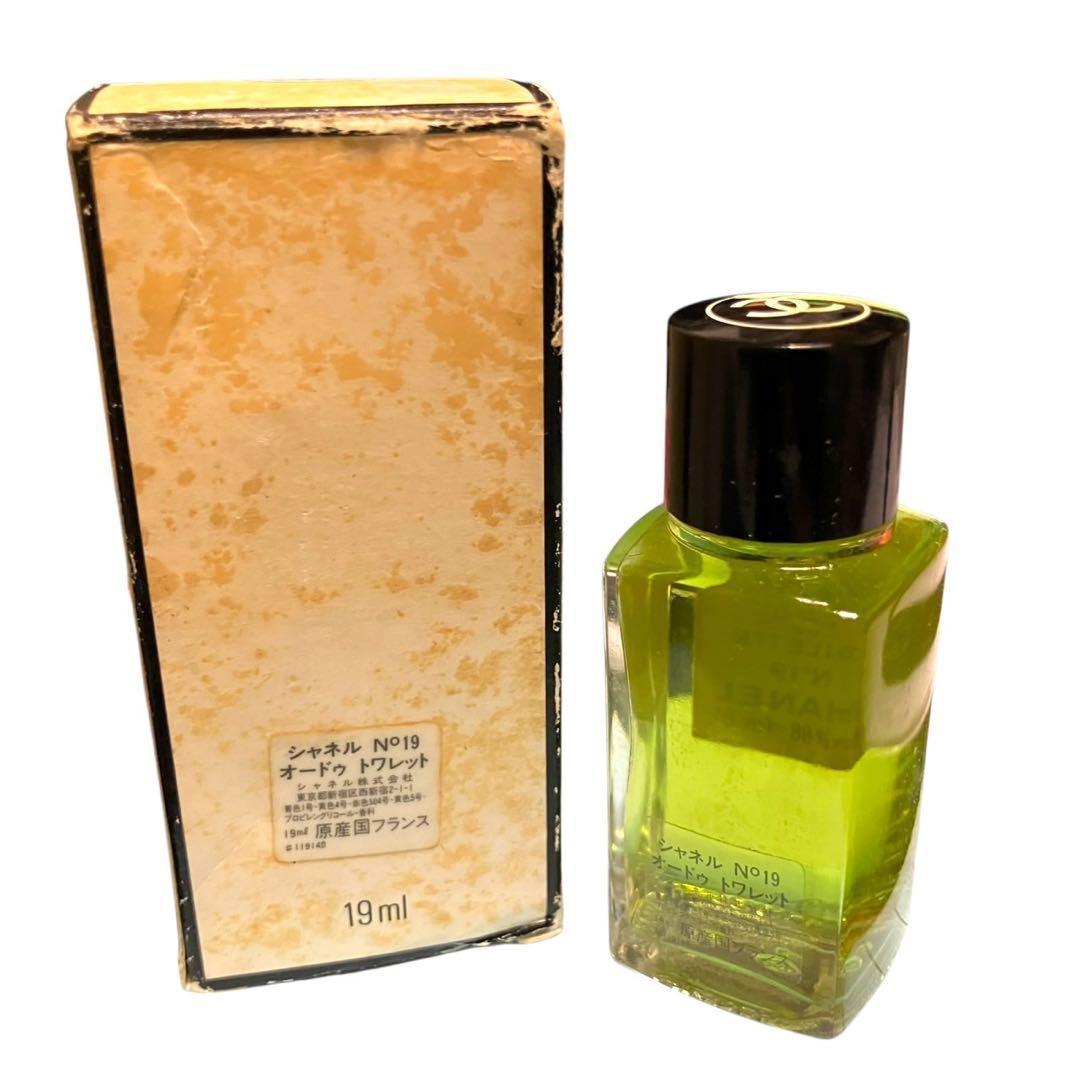 未使用・ヴィンテージ香水】CHANEL No.19 オードトワレ 19ml - メルカリ