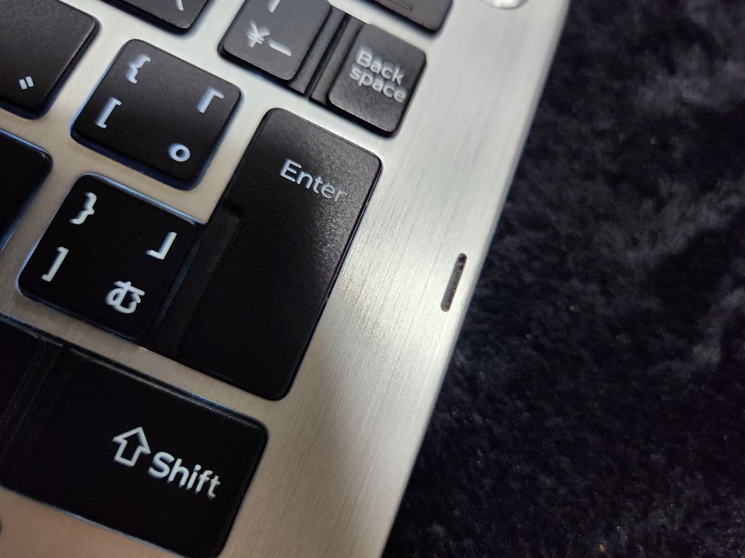 訳あり DELL Inspiron 13 7386 i5/8GB/512GB① - メルカリ