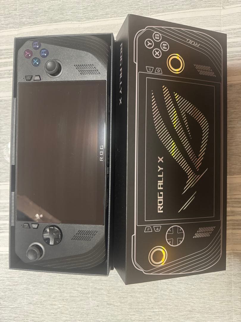 【美品】ROG ALLY X 本体　　付属品（ドック•キャリングケース付き） ギフトラッピング対応 ASUS ROG ALLY X キャリングケース 本体 大容量