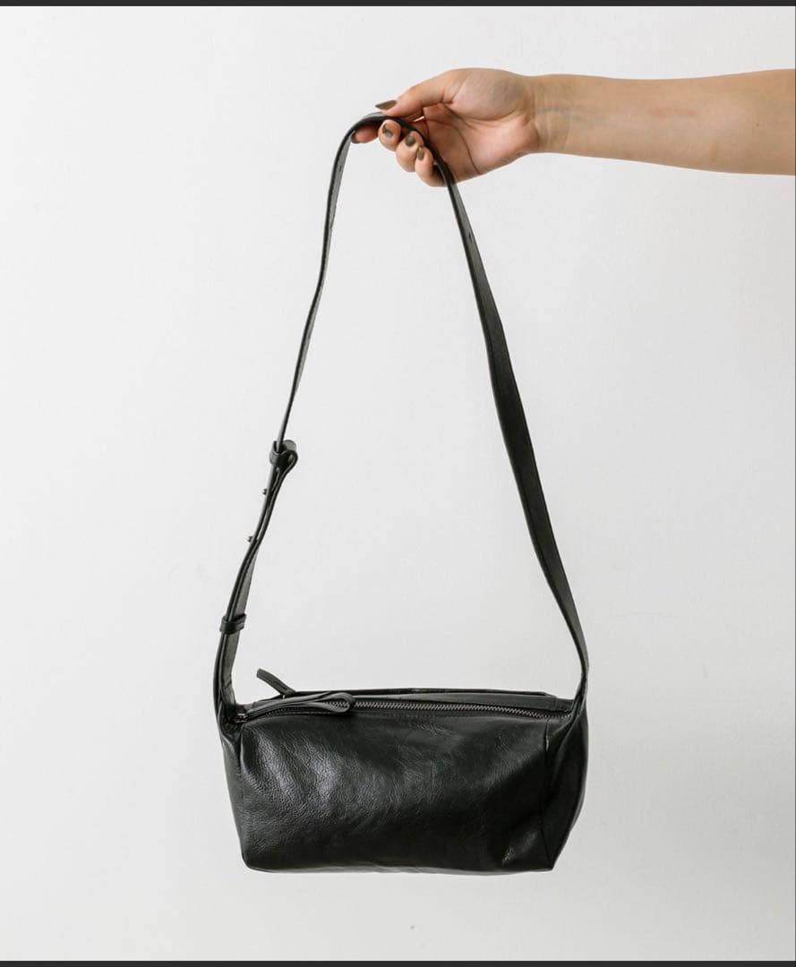 ear PAPILLONNER《本革/220g》ボックスショルダーバッグ