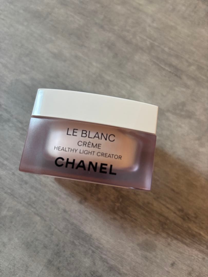 CHANEL新品未使用！ル ブラン クリーム HLCC！送料無料！ ル ブラン クリーム HLCC 薬用ブライトニング*1クリーム ＜医薬部外品